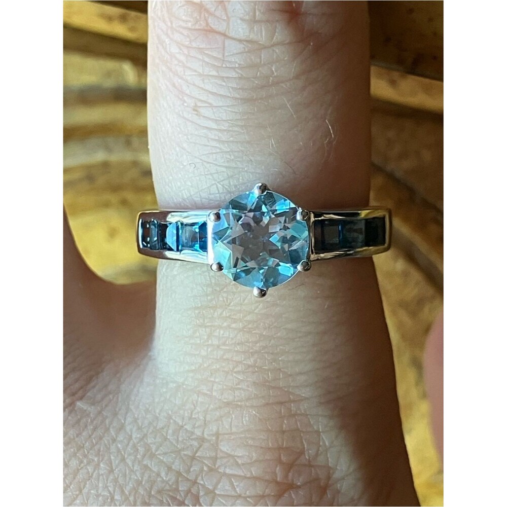Sky Blue Topaz London Blue Topaz Sterling Silver Ring Size 9